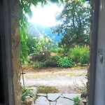Chambre Du Jardin - Charme & Calme En Provence 3* 卡斯特拉讷